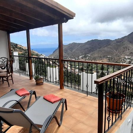 Casa La Sabina Roja 1 - Casa Con Impresionantes Vistas Sobre Hermigua Y El Mar المظهر الخارجي الصورة