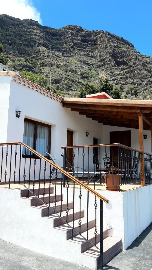 Casa La Sabina Roja 1 - Casa Con Impresionantes Vistas Sobre Hermigua Y El Mar المظهر الخارجي الصورة