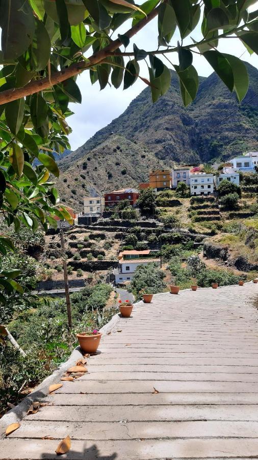 Casa La Sabina Roja 1 - Casa Con Impresionantes Vistas Sobre Hermigua Y El Mar المظهر الخارجي الصورة