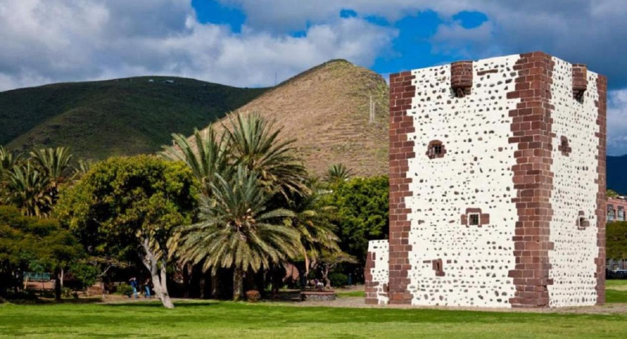 Casa La Sabina Roja 1 - Casa Con Impresionantes Vistas Sobre Hermigua Y El Mar المظهر الخارجي الصورة
